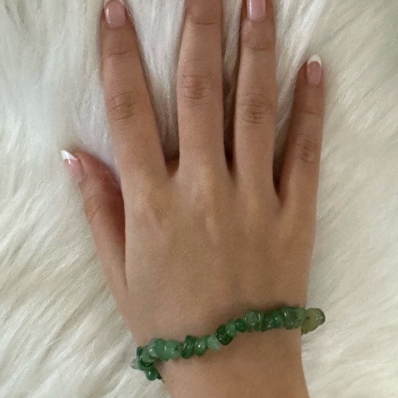 Jade green Stone Bracelet - Picture 3 of 4